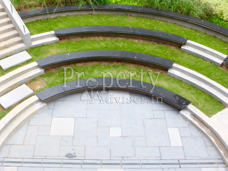 Amphi Theatre