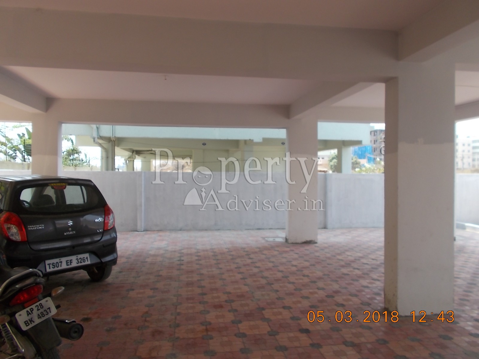 Spacious Parking